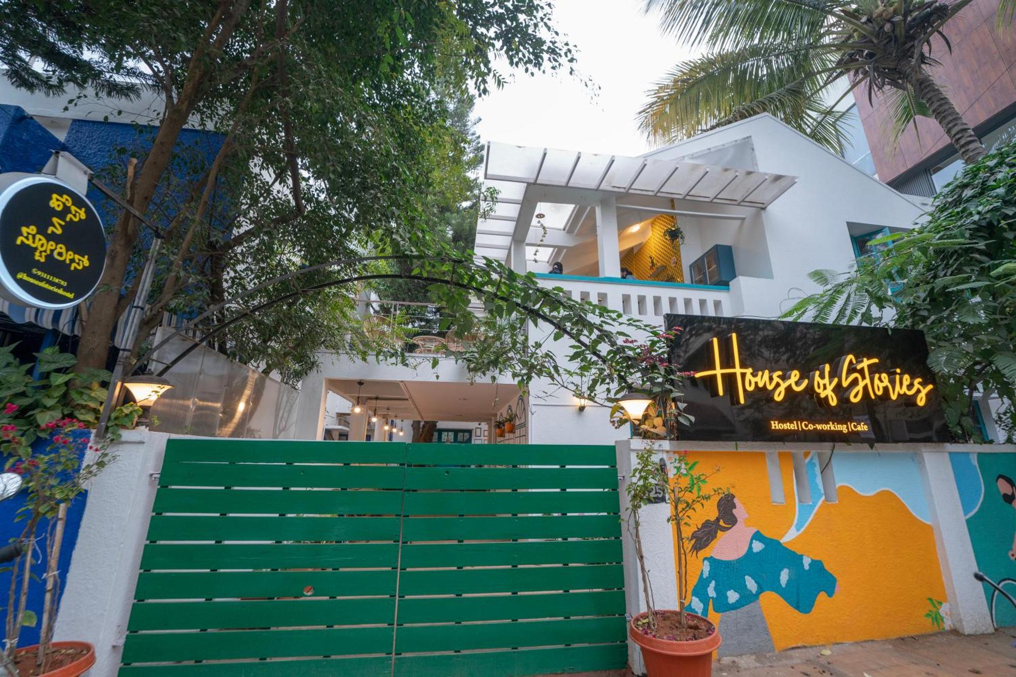 House Of Stories - Indiranagar Hostel Bangalore Buitenkant foto